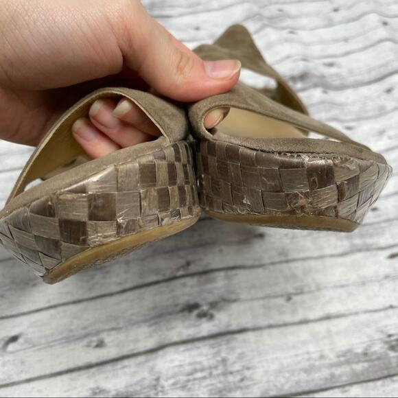 STUART WEITZMAN Wedge Sandals Heels Womens Size 7.5 Woven Suede Summer Vacation - Picture 4 of 6